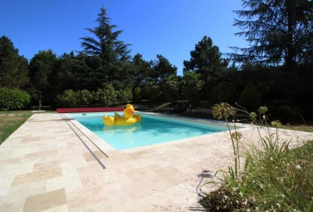 Villa Entiere Du Chateau Lacroix De Civrac 3 Ch, 3 Sdb, Piscine Xxl,Sauna, 4 Etoiles,7 Pers Kültér fotó